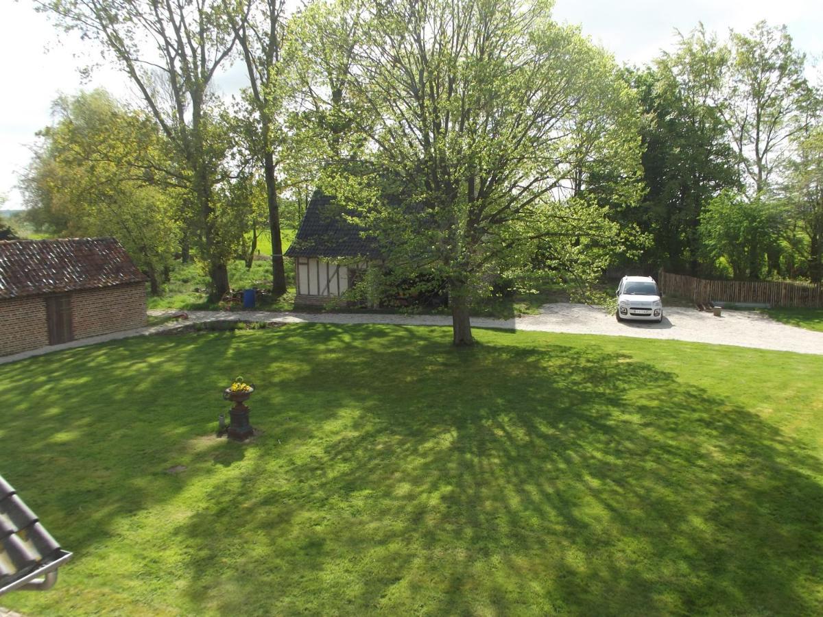 Au Bonheur Frontalier Bed & Breakfast Steenvoorde Exterior foto