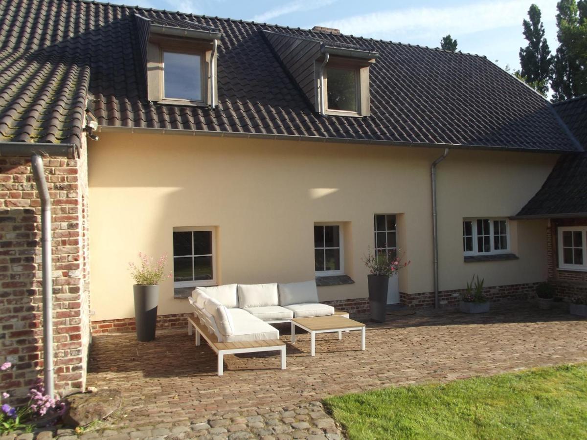 Au Bonheur Frontalier Bed & Breakfast Steenvoorde Exterior foto