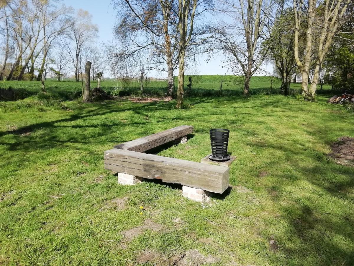 Au Bonheur Frontalier Bed & Breakfast Steenvoorde Exterior foto